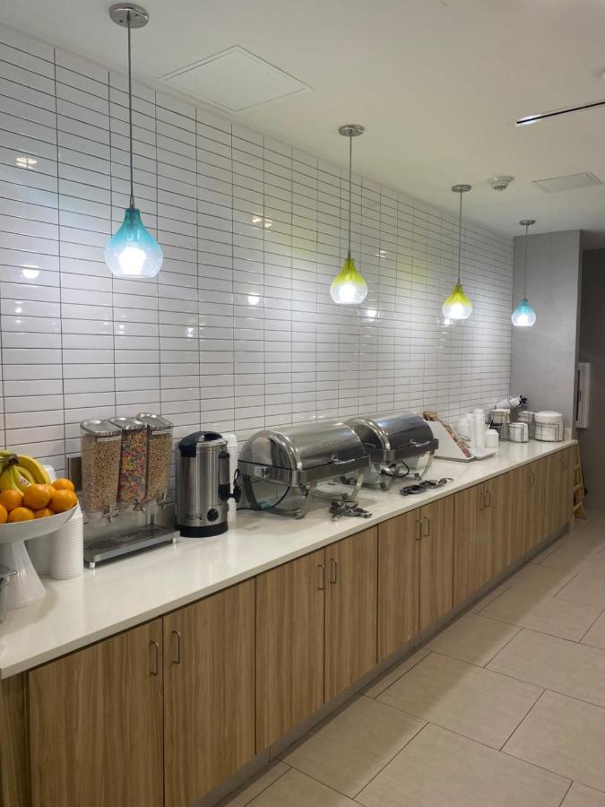 湖城温德姆拉昆塔套房酒店 莱克城 外观 照片