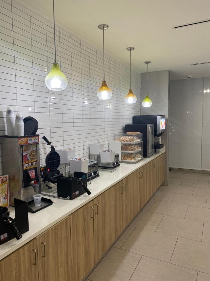 湖城温德姆拉昆塔套房酒店 莱克城 外观 照片