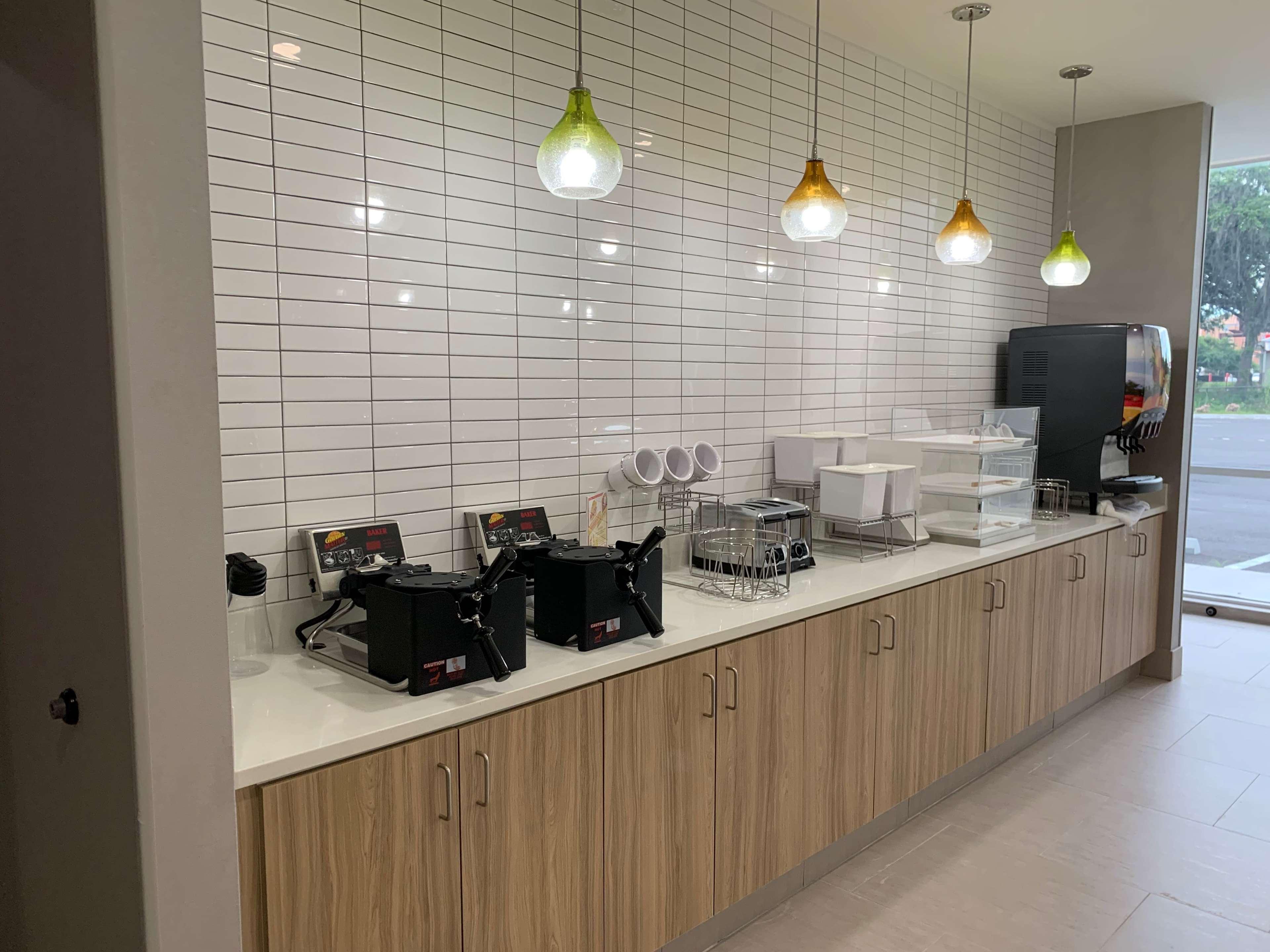 湖城温德姆拉昆塔套房酒店 莱克城 外观 照片